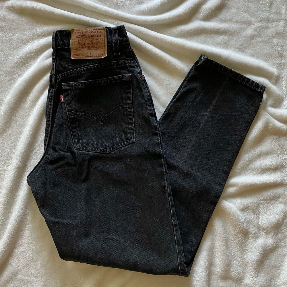 Levi’s 550 Black, Relaxed fit, tapered leg jeans